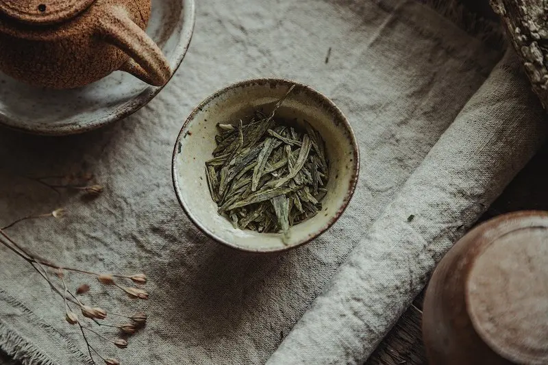 どくだみ茶 驚くべき効能と注意したい副作用は Linktea ネパール紅茶